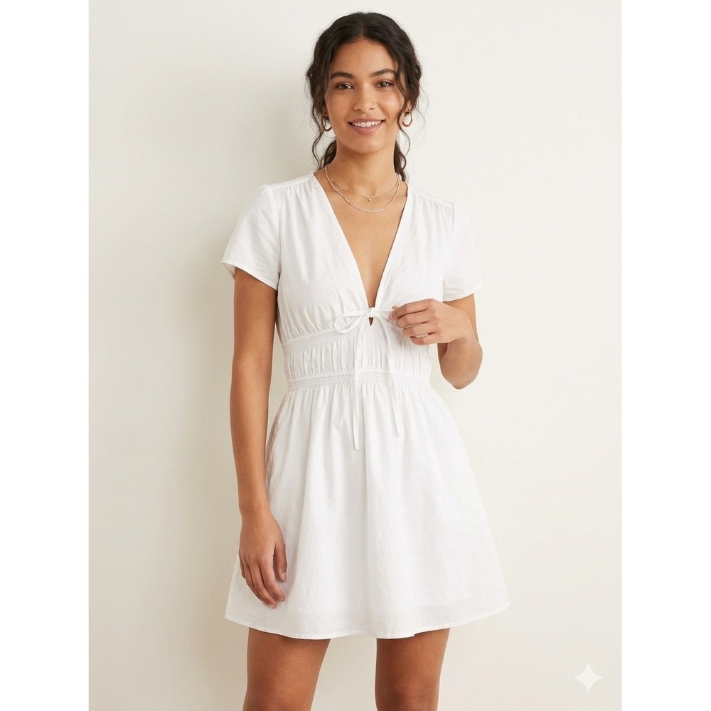 WAYF White V-Neck Smocked‎ Waist Mini Dress Women's Size XS Summer Casual Beach